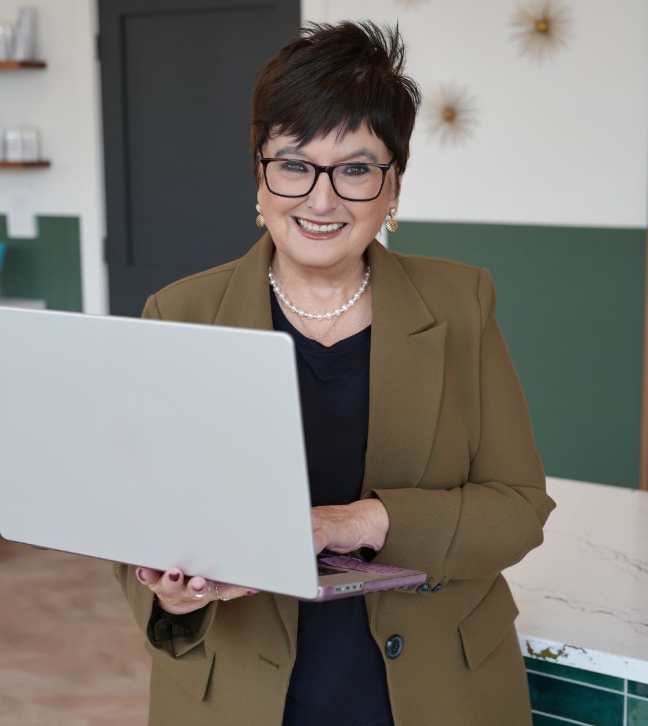 lisa holding laptop lisa holding laptop